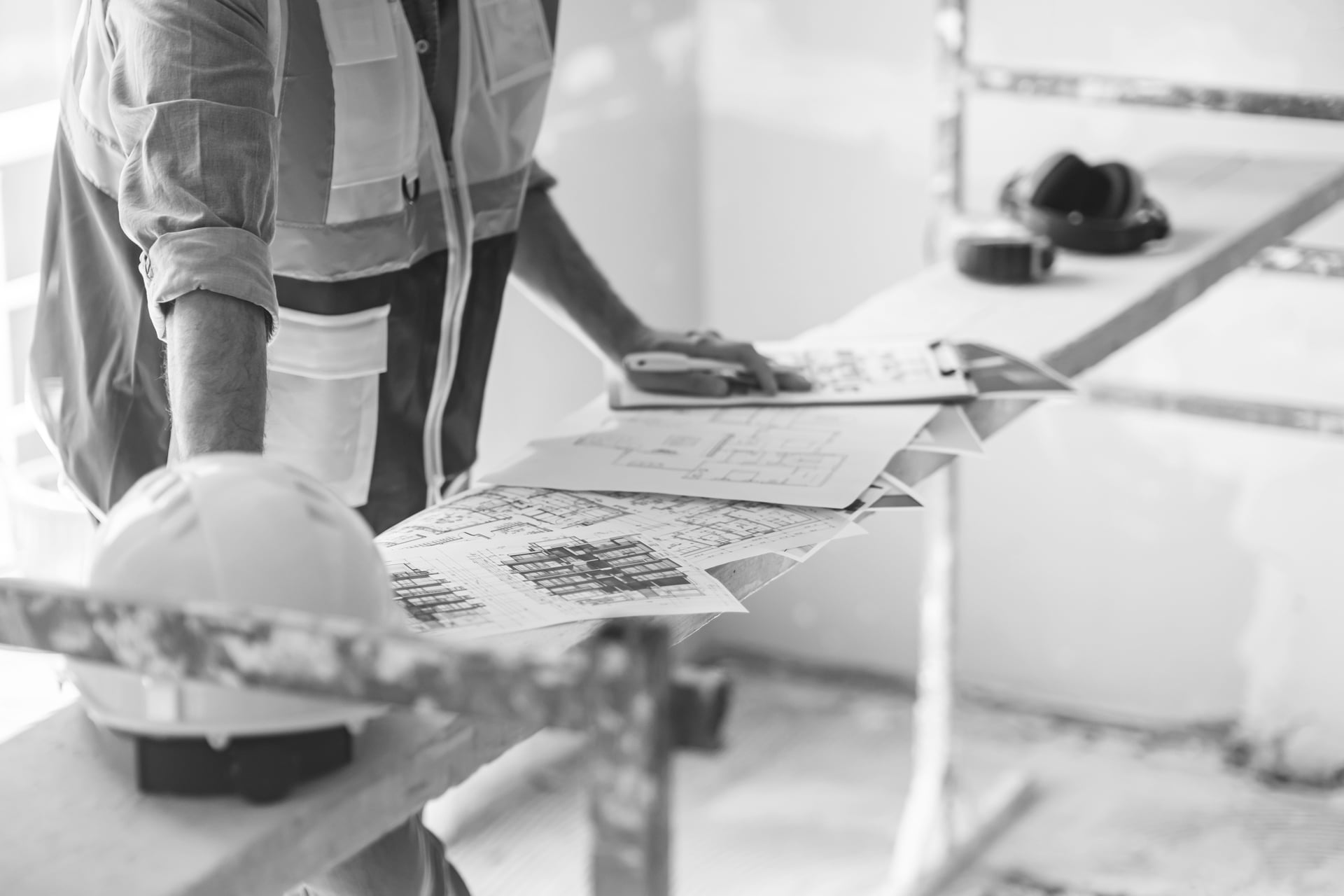 Contract Compliance in Construction: Reducing Project Risk